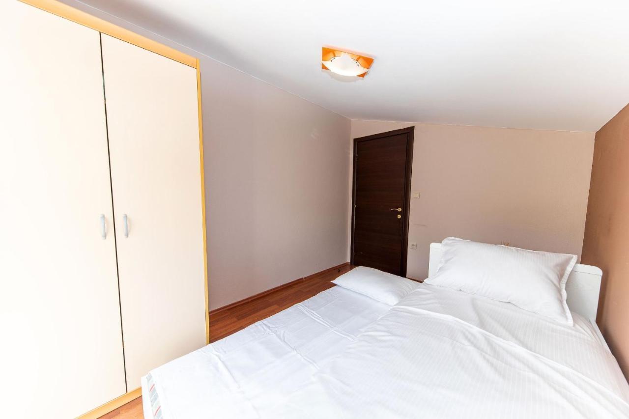 Apartments Artan ツリクヴェニツァ エクステリア 写真